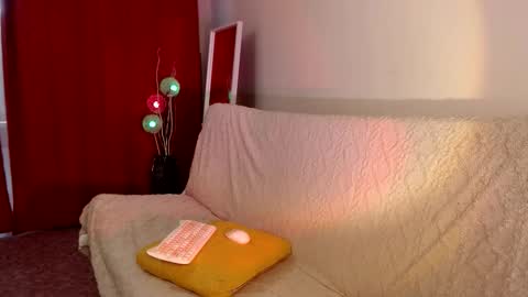 Molly online show from December 22, 2:41 am