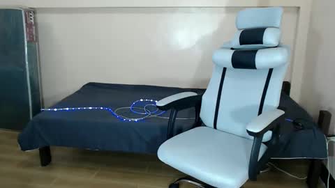 sophia daisy  online show from February 14, 2:07 am