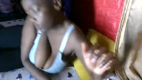 sweet_hennessey online show from July 8, 4:50 am