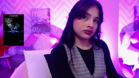 Snapshot of sweet_kaalisa chatting on January 5, 1:04 pm KAALISA online show from January 5, 1:04 pm