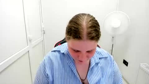 Karla online show from July 22, 3:04 pm