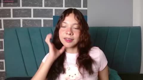 sweet_kitty_05 online show from March 5, 11:45 pm