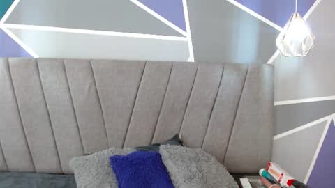 Snapshot of sweet_kitty_05 chatting on July 6, 5:26 pm sweet_kitty_05 online show from July 6, 5:26 pm
