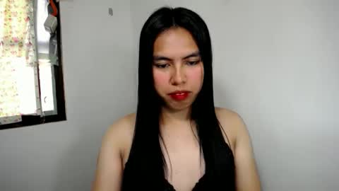 sweet_kyline69 online show from November 6, 2:34 am