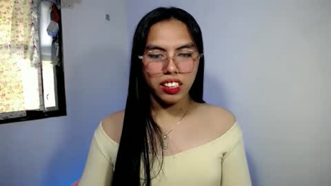 sweet_kyline69 online show from November 8, 6:57 am