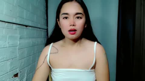LAIKA online show from May 14, 5:03 am