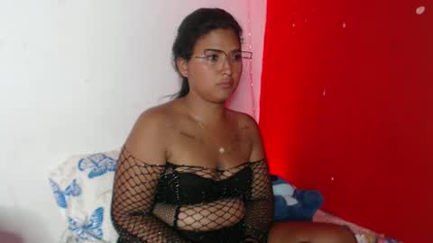 sweet_latin12 online show from May 19, 2:07 am