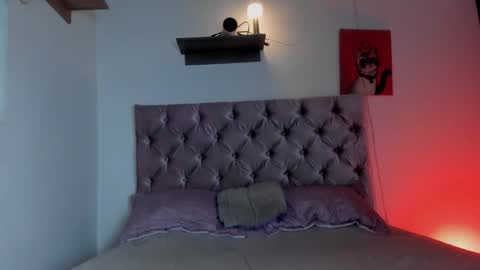 Hi Im Lia Your dreams came true  online show from November 9, 1:26 am