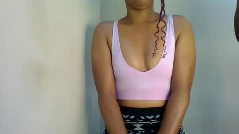 Snapshot of sweet_likey chatting on July 16, 10:16 pm sweet likey online show from July 16, 10:16 pm