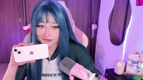 Snapshot of sweet_lilly_sweet chatting on February 5, 12:31 am sweet_lilly_sweet online show from February 5, 12:31 am