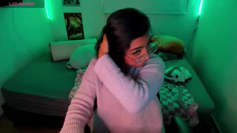 Snapshot of sweet_lina1 chatting on February 8, 12:14 am Lina online show from February 8, 12:14 am