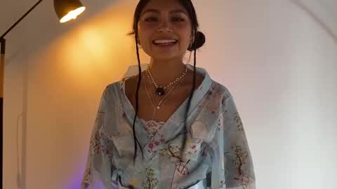 free            private online show from April 24, 6:32 pm