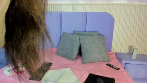 sweet_loove26 online show from June 24, 3:49 am