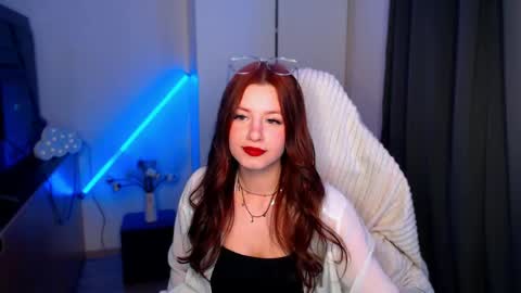 sweet_lottie online show from April 22, 11:34 am
