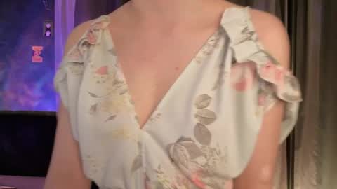 Lana online show from May 31, 6:09 pm
