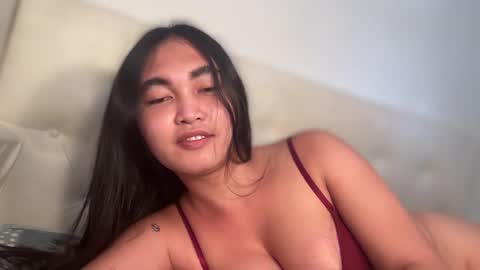 Snapshot of sweet_mariax chatting on April 24, 12:57 am Maria Stella online show from April 24, 12:57 am