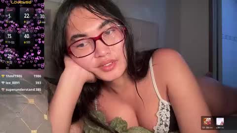 Snapshot of sweet_mariax chatting on May 10, 10:48 pm Maria Stella online show from May 10, 10:48 pm