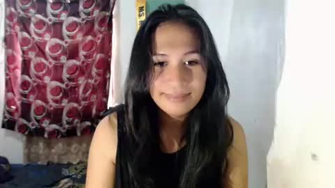 Snapshot of sweet_mariexxo chatting on February 10, 2:04 am Marie online show from February 10, 2:04 am