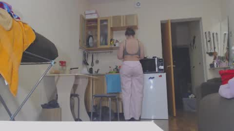 Snapshot of sweet_martinique chatting on January 6, 12:46 pm TexasPAWG101 online show from January 6, 12:46 pm