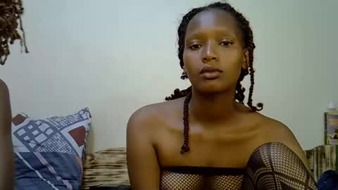 Linda online show from November 6, 2:40 pm