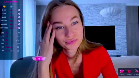 Mia online show from July 25, 12:25 pm