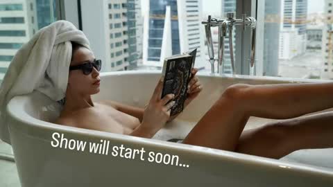 Snapshot of sweet_moan chatting on June 9, 9:10 am Dana online show from June 9, 9:10 am