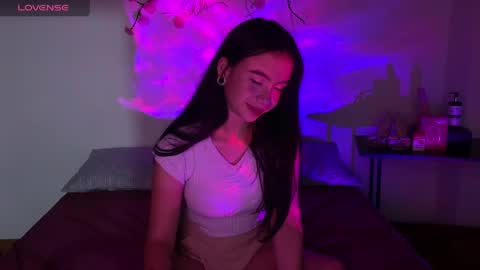 sweet molly420 online show from April 23, 7:05 pm