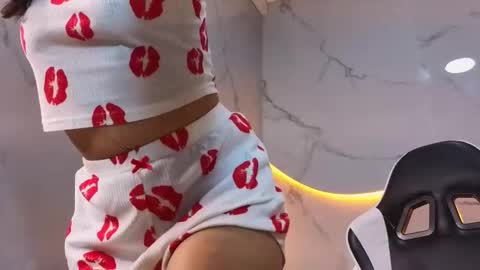 Live 1500am 2100pm online show from December 20, 8:49 pm