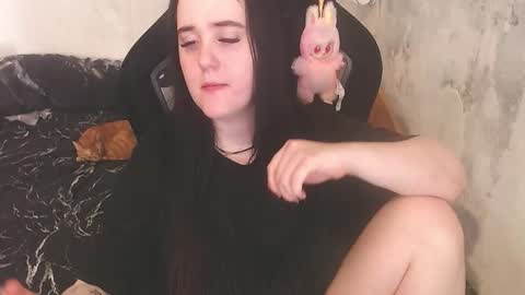 sweet_my_dream online show from March 12, 10:10 am