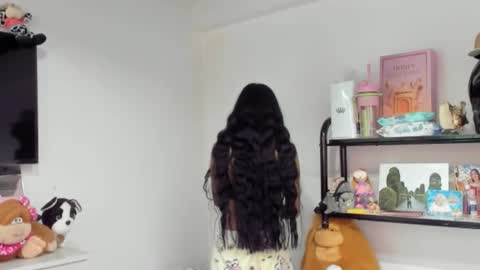 Nhaomy online show from March 19, 8:02 pm