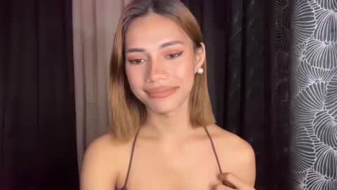 sweet_nikki03 online show from November 24, 6:07 pm