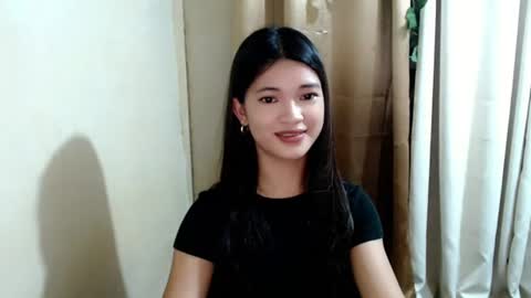sweet_nylia online show from July 19, 12:25 am