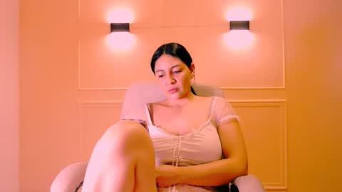 My name is Catalina. Please say hello I like to chat with you. If you have requests please use tip online show from May 13, 3:48 am