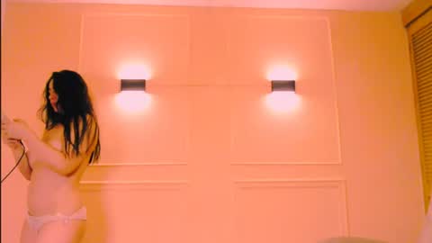 Snapshot of sweet_of_venus chatting on June 30, 3:07 am My name is Catalina. Please say hello I like to chat with you. If you have requests please use tip online show from June 30, 3:07 am