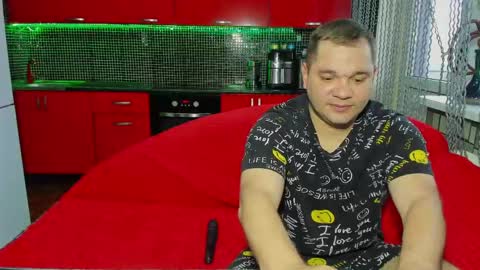Snapshot of sweet_olga_and_dmitriy chatting on May 16, 6:43 am Olga and Dmitriy online show from May 16, 6:43 am