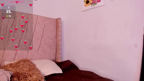 Cristina online show from March 4, 3:40 pm