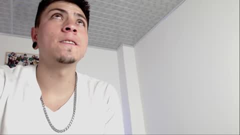 Snapshot of sweet_paradisex5 chatting on September 26, 10:52 am sweet_paradisex5 online show from September 26, 10:52 am