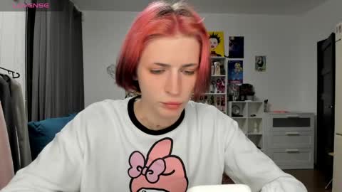 kira online show from March 22, 6:33 pm