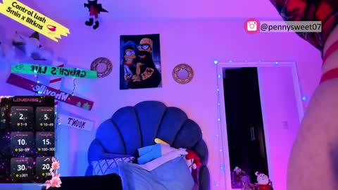 Snapshot of sweet_penny_ chatting on December 12, 11:36 pm Penny  online show from December 12, 11:36 pm