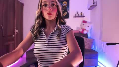Snapshot of sweet_penny_ chatting on September 21, 11:50 pm Penny  online show from September 21, 11:50 pm