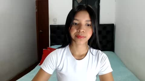 petite sweet online show from July 14, 12:22 pm