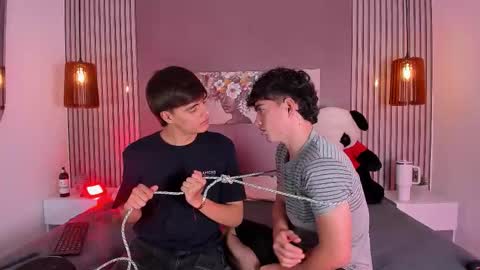 Snapshot of sweet_petter chatting on October 12, 5:17 am Petter online show from October 12, 5:17 am