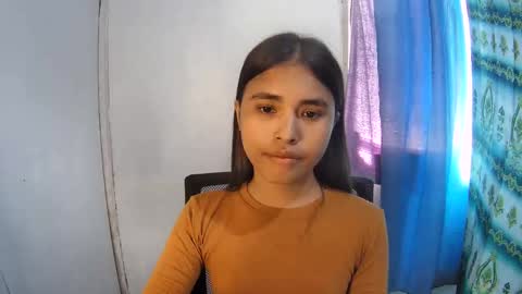 Snapshot of sweet_reyan2003 chatting on June 11, 6:33 am REYAN online show from June 11, 6:33 am