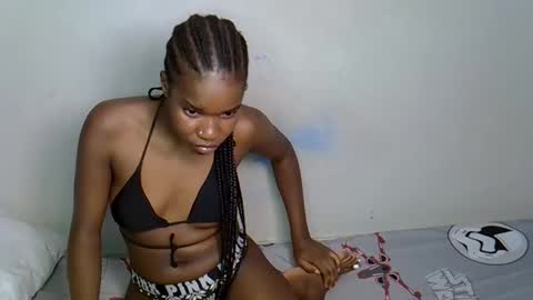 sweet_sheee online show from January 10, 6:37 am