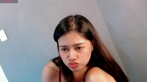 Leah online show from January 6, 8:14 am