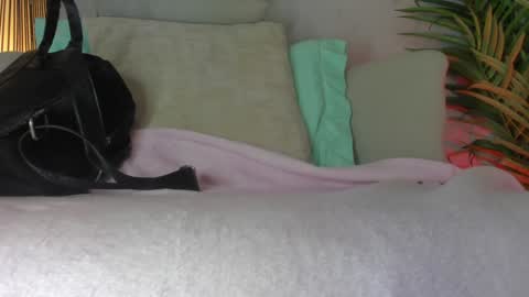 Adeline  online show from October 28, 12:41 pm