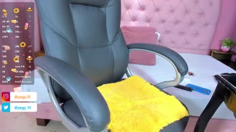 Yeileen online show from May 28, 9:56 pm