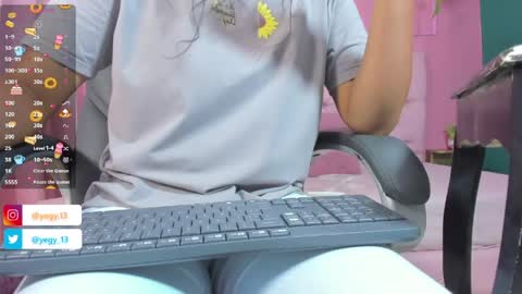 Yeileen online show from June 5, 8:36 pm