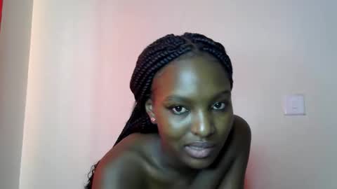 sweet_strawberina online show from April 23, 12:51 pm