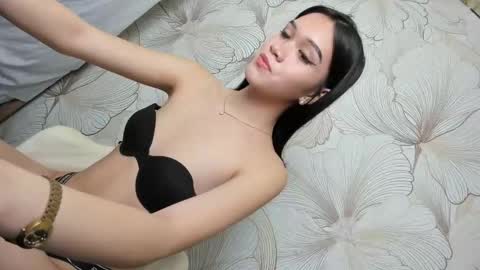 sweet_tatiana28 online show from January 17, 12:15 am